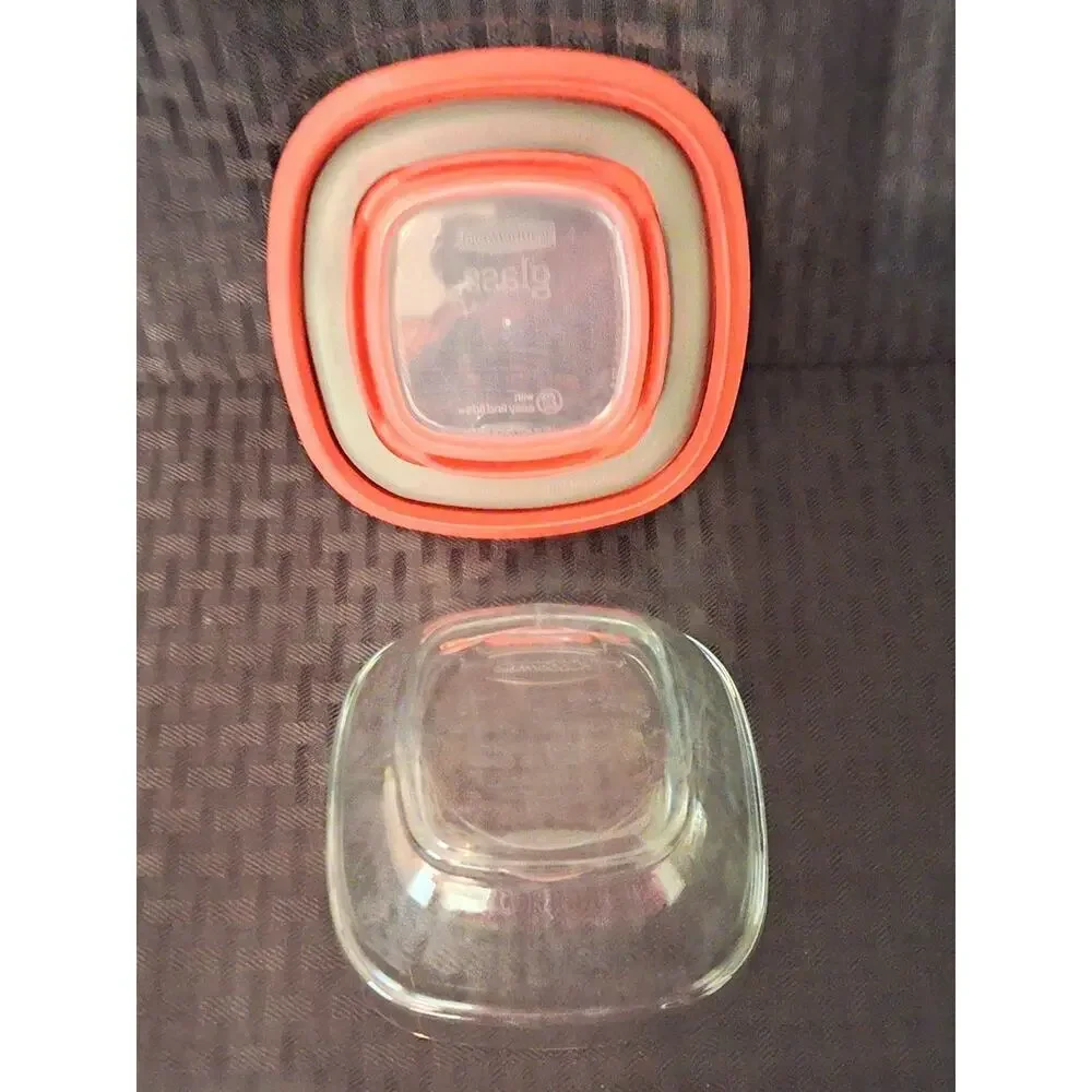 Rubbermaid Glass Container 1 cup/236mL 7N68 With LID